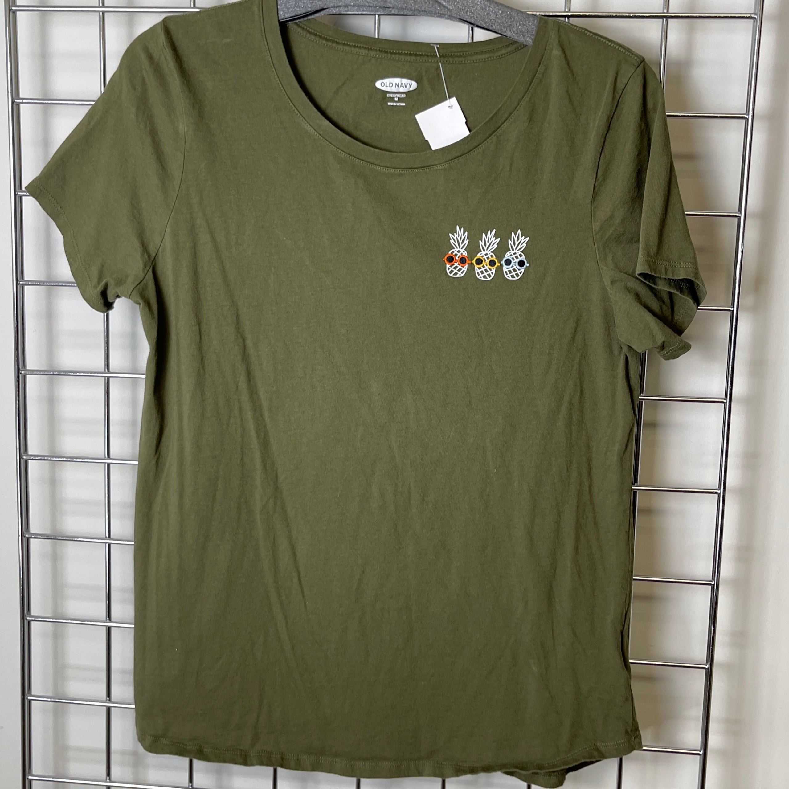 197931172 Medium Olive Pineapple Tee Old Navy Womens Short